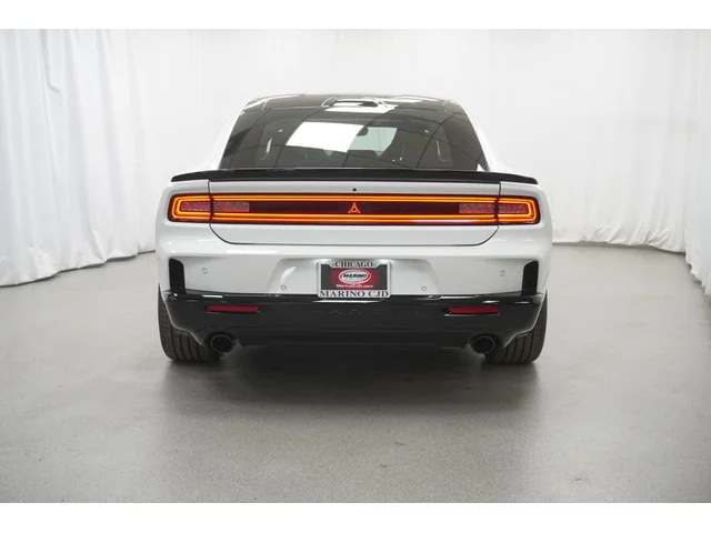 Nuevos DODGE CHARGER à Estados chez autogozo
