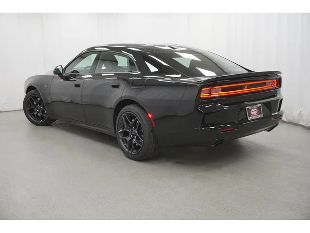 Nuevos DODGE CHARGER à Estados chez autogozo