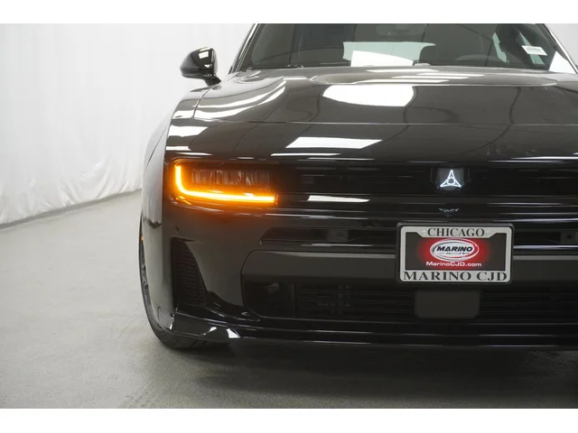 Nuevos DODGE CHARGER à Estados chez autogozo