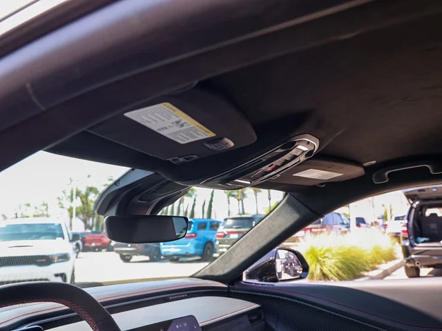 Nuevos DODGE CHARGER à Estados chez autogozo