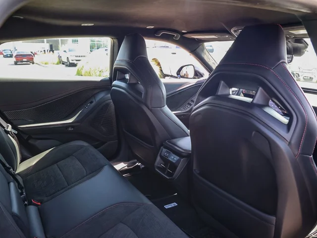 Nuevos DODGE CHARGER à Estados chez autogozo