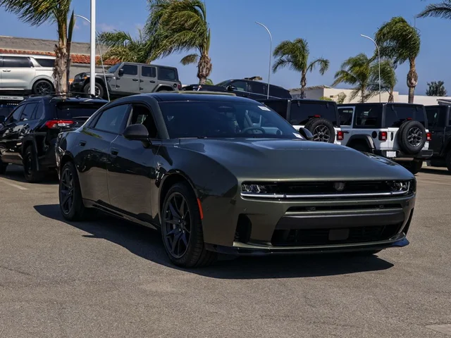 Nuevos DODGE CHARGER à Estados chez autogozo