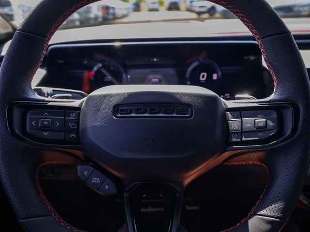 Nuevos DODGE CHARGER à Estados chez autogozo
