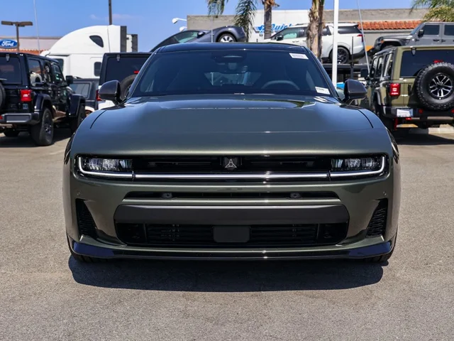 Nuevos DODGE CHARGER à Estados chez autogozo