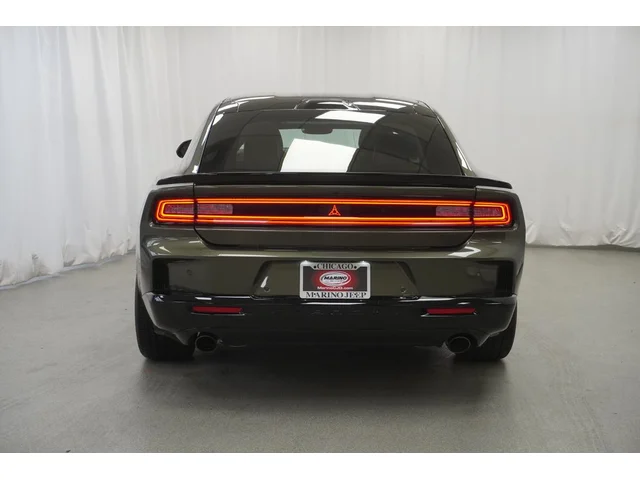 Nuevos DODGE CHARGER à Estados chez autogozo