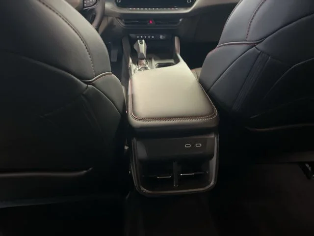 Nuevos DODGE CHARGER à Estados chez autogozo