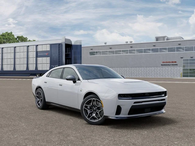 Nuevos DODGE CHARGER à Estados chez autogozo