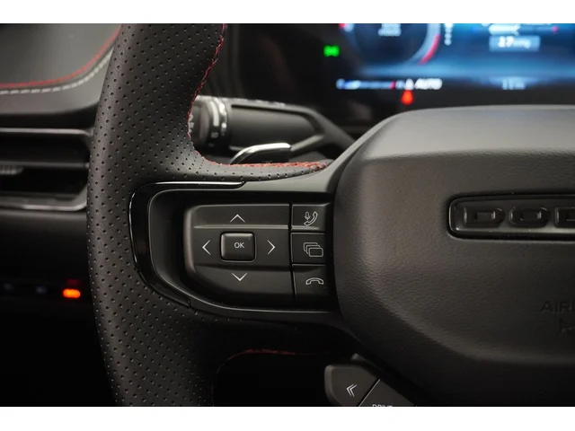 Nuevos DODGE CHARGER à Estados chez autogozo