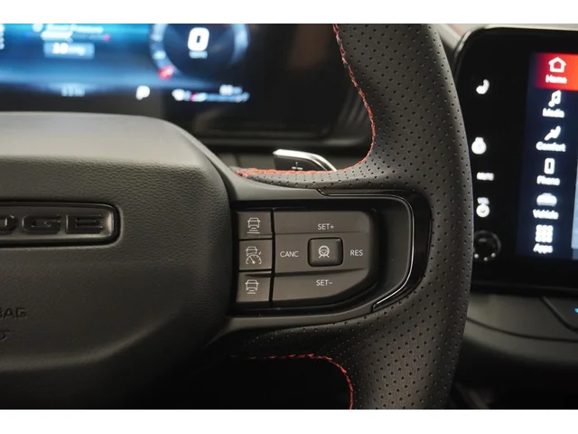 Nuevos DODGE CHARGER à Estados chez autogozo