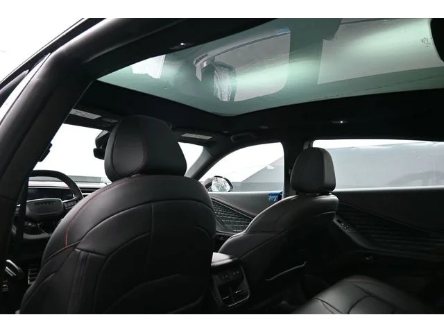 Nuevos DODGE CHARGER à Estados chez autogozo