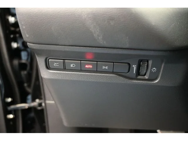 Nuevos DODGE CHARGER à Estados chez autogozo