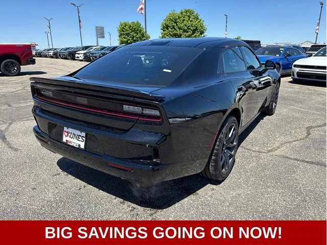 Nuevos DODGE CHARGER à Estados chez autogozo