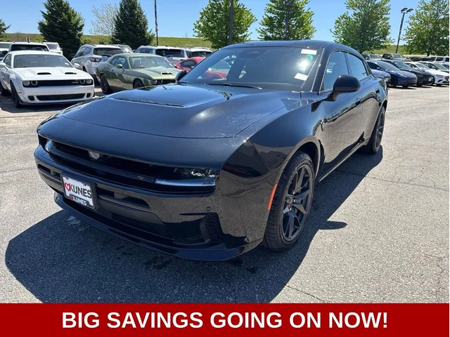 Nuevos DODGE CHARGER à Estados chez autogozo