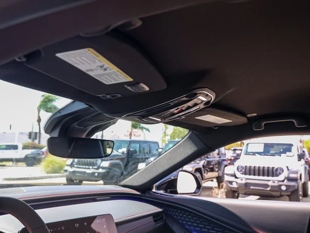 Nuevos DODGE CHARGER à Estados chez autogozo