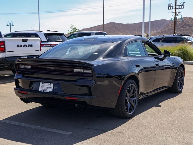 Nuevos DODGE CHARGER à Estados chez autogozo