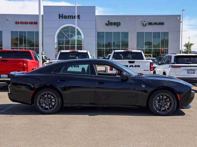 Nuevos DODGE CHARGER à Estados chez autogozo