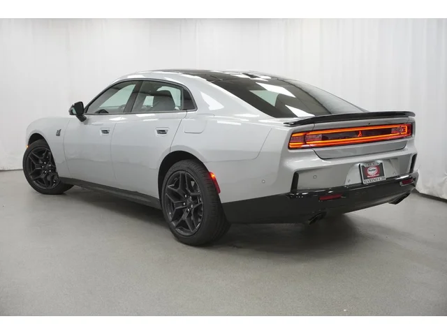 Nuevos DODGE CHARGER à Estados chez autogozo