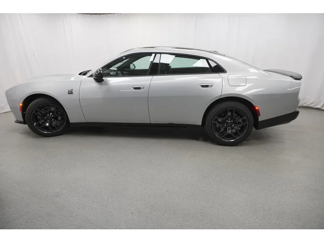 Nuevos DODGE CHARGER à Estados chez autogozo