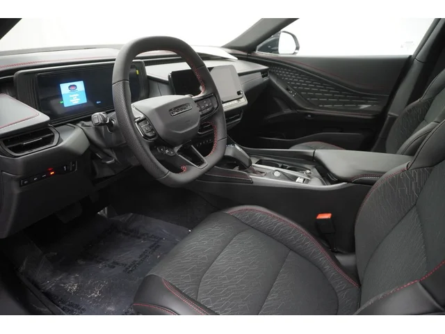 Nuevos DODGE CHARGER à Estados chez autogozo