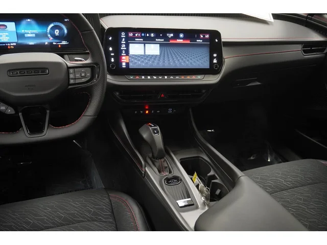 Nuevos DODGE CHARGER à Estados chez autogozo