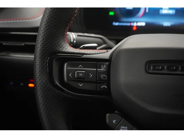Nuevos DODGE CHARGER à Estados chez autogozo