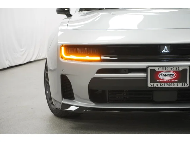Nuevos DODGE CHARGER à Estados chez autogozo