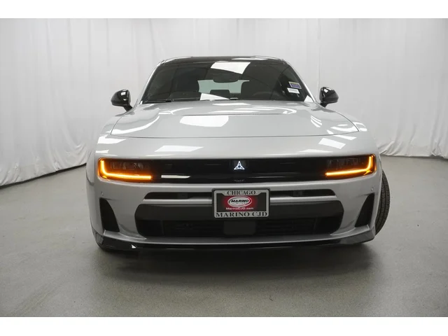 Nuevos DODGE CHARGER à Estados chez autogozo