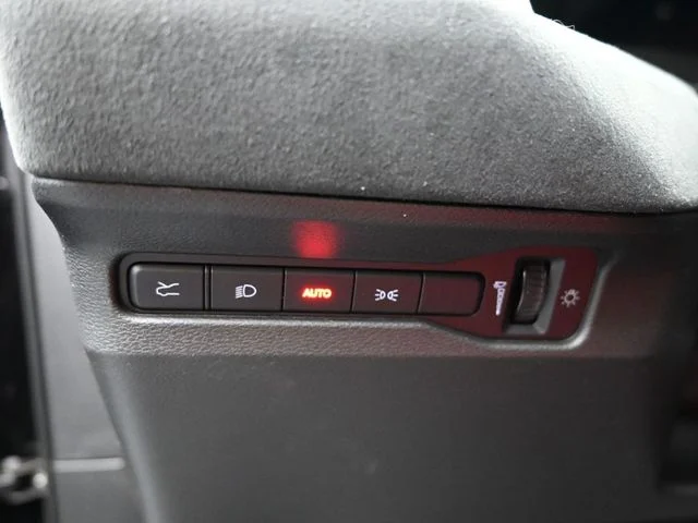 Nuevos DODGE CHARGER à Estados chez autogozo