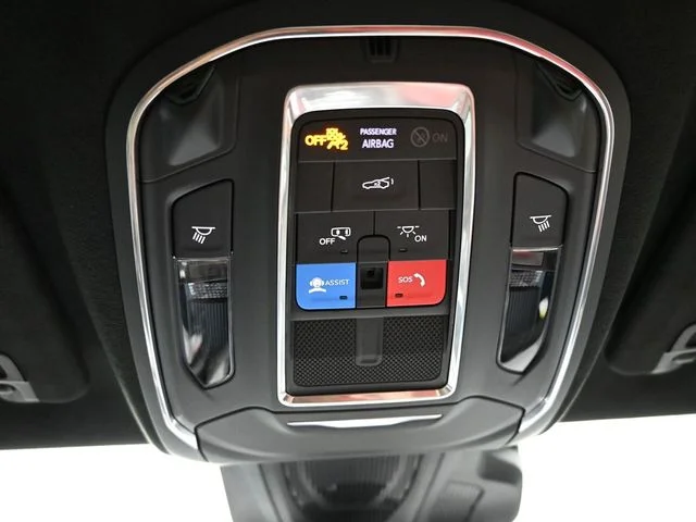 Nuevos DODGE CHARGER à Estados chez autogozo