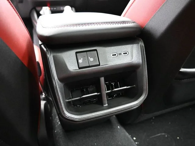 Nuevos DODGE CHARGER à Estados chez autogozo