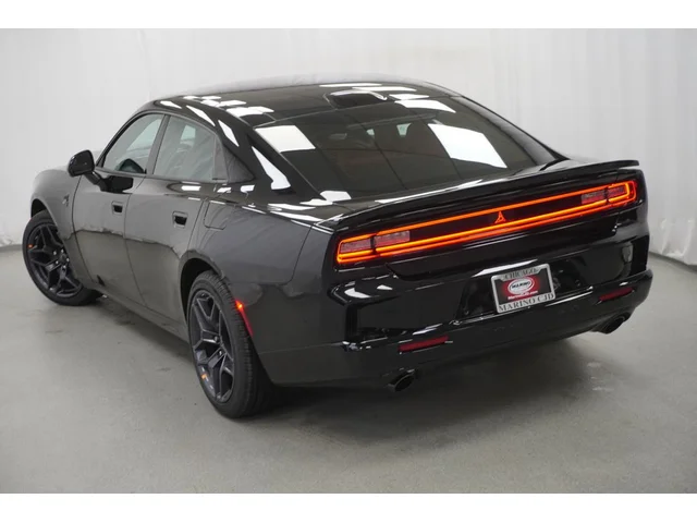 Nuevos DODGE CHARGER à Estados chez autogozo