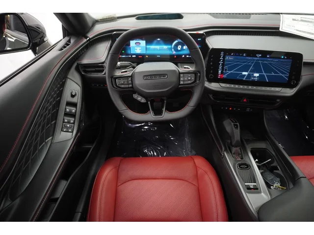 Nuevos DODGE CHARGER à Estados chez autogozo