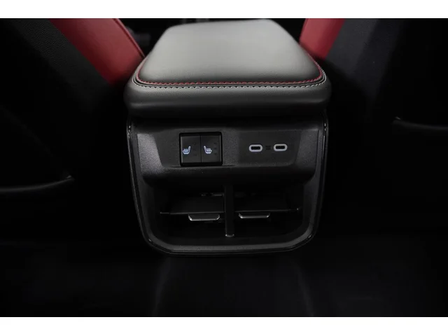 Nuevos DODGE CHARGER à Estados chez autogozo