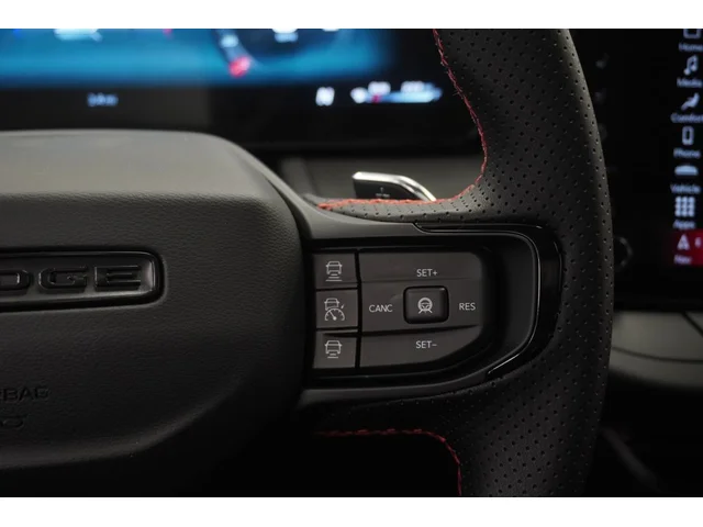 Nuevos DODGE CHARGER à Estados chez autogozo
