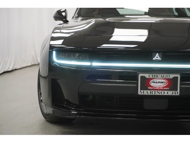 Nuevos DODGE CHARGER à Estados chez autogozo
