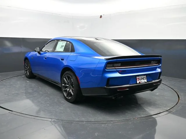 Nuevos DODGE CHARGER à Estados chez autogozo