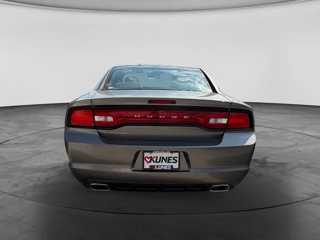 SEMINUEVOS DODGE Charger a Estados en autogozo