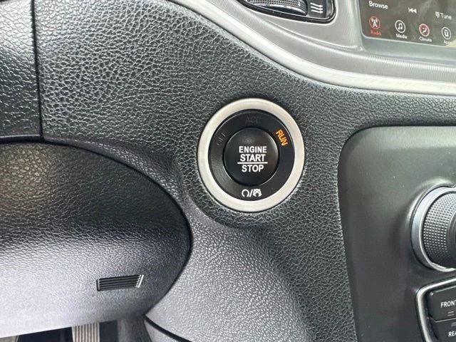 SEMINUEVOS DODGE Charger a Estados en autogozo