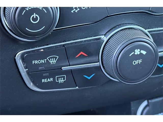 SEMINUEVOS DODGE Charger at ELK GROVE in Elk Grove Buick GMC