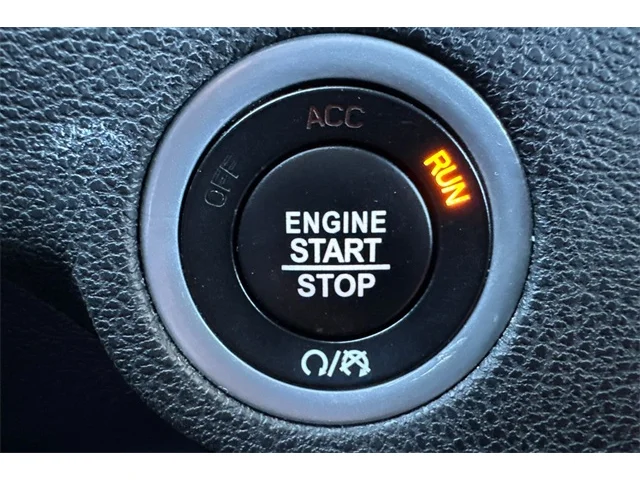 SEMINUEVOS DODGE Charger at ELK GROVE in Elk Grove Buick GMC