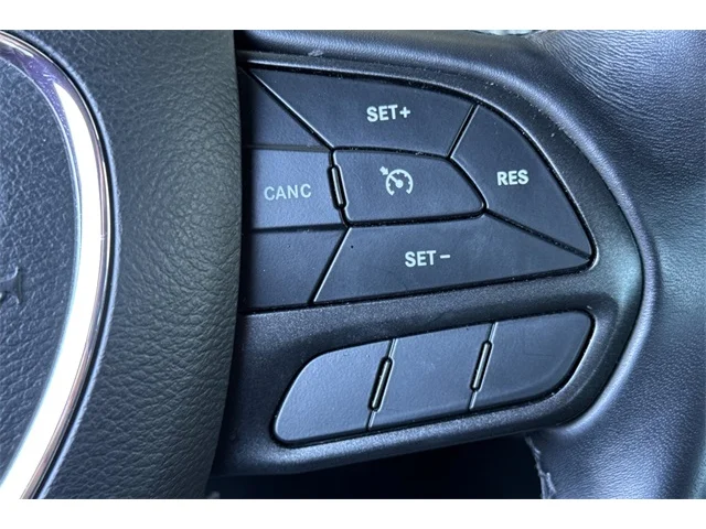 SEMINUEVOS DODGE Charger at ELK GROVE in Elk Grove Buick GMC