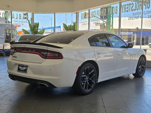 SEMINUEVOS DODGE Charger a Estados en autogozo