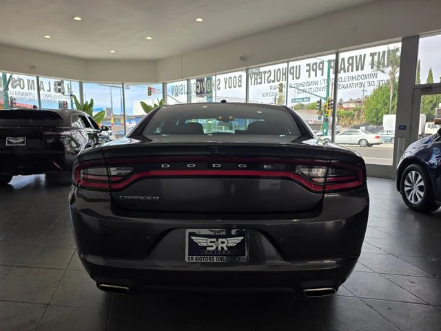 SEMINUEVOS DODGE Charger a Estados en autogozo