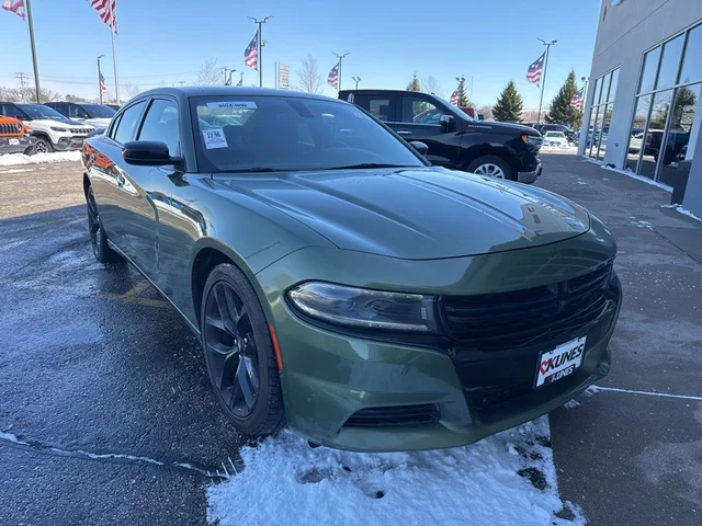 SEMINUEVOS DODGE Charger a Estados en autogozo