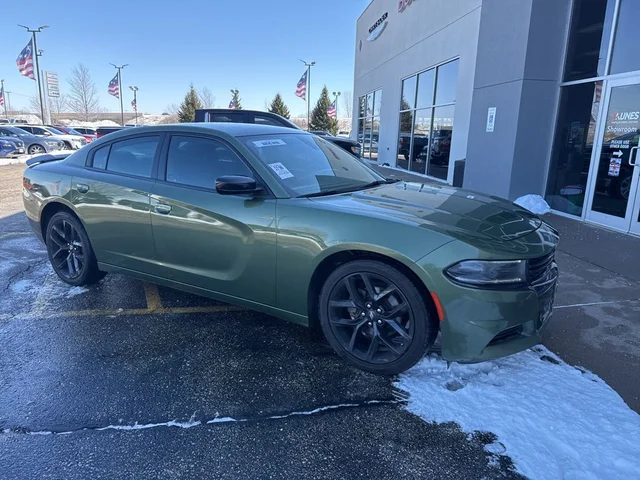 SEMINUEVOS DODGE Charger a Estados en autogozo