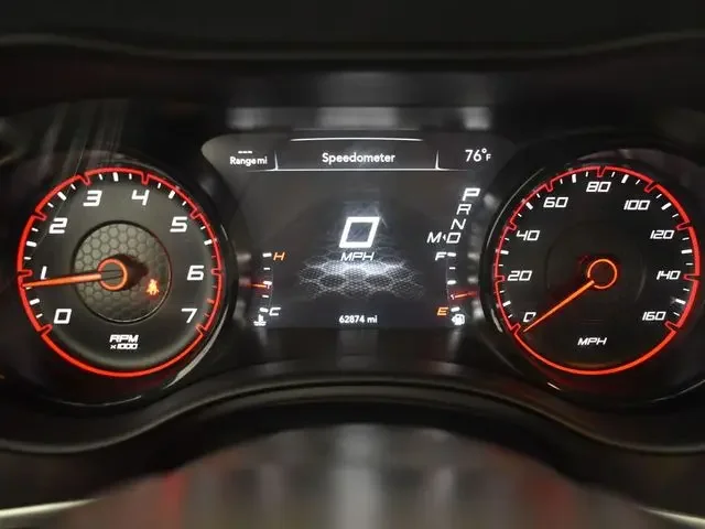 SEMINUEVOS DODGE Charger a Estados en autogozo