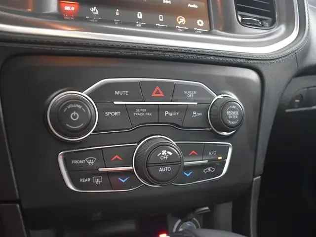 SEMINUEVOS DODGE Charger a Estados en autogozo