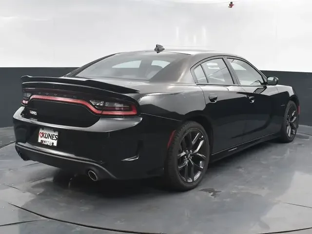 SEMINUEVOS DODGE Charger a Estados en autogozo