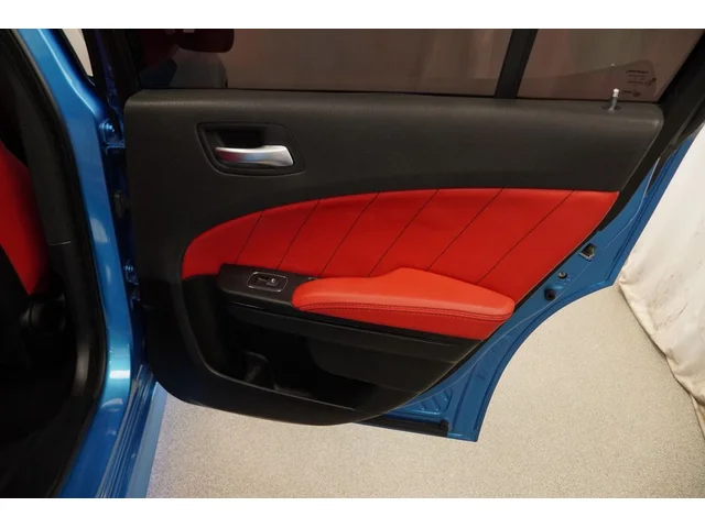 SEMINUEVOS DODGE Charger a Estados en autogozo