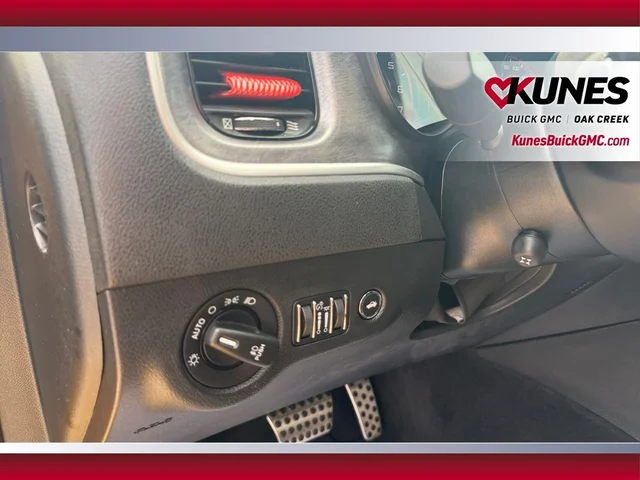 SEMINUEVOS DODGE Charger a Estados en autogozo